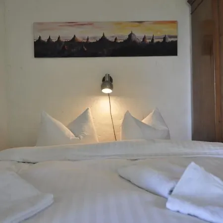 Romantisches Am Waldesrand Mit Gartensauna Appartement *