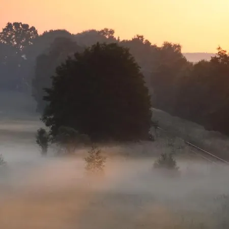 Romantisches Am Waldesrand Mit Gartensauna Appartement *