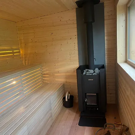 Romantisches Am Waldesrand Mit Gartensauna *