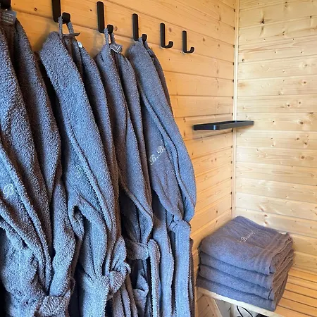 Romantisches Am Waldesrand Mit Gartensauna Appartement