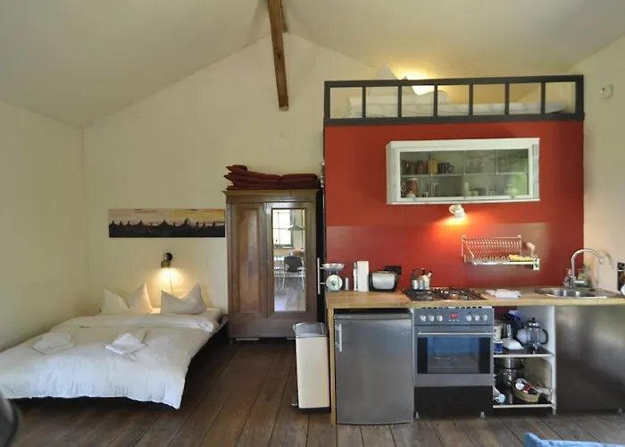 Romantisches Am Waldesrand Mit Gartensauna Schwarz (Mecklenburgische Seenplatte)