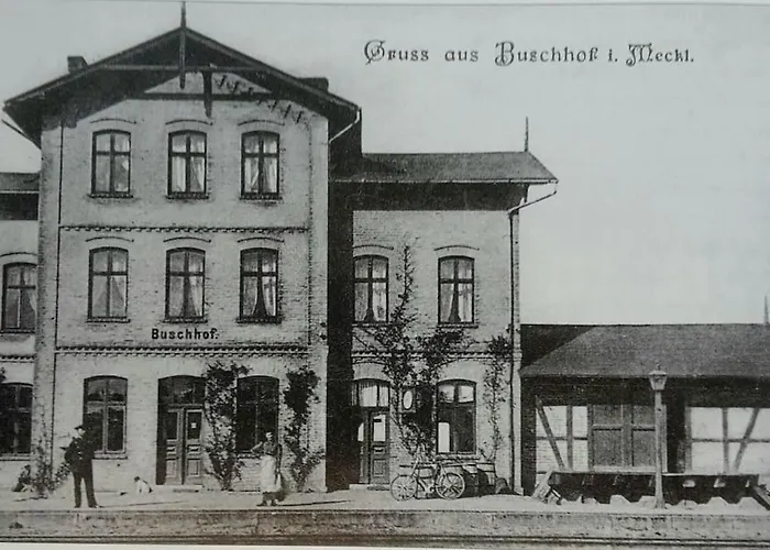 아파트 Romantisches Am Waldesrand Mit Gartensauna