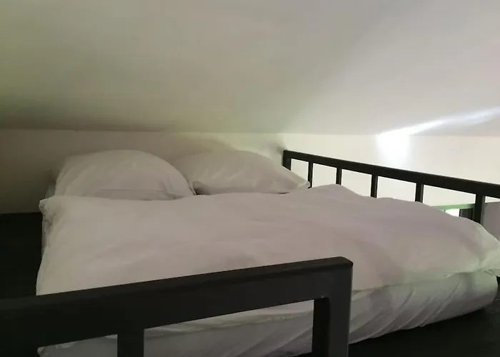 Romantisches Am Waldesrand Mit Gartensauna 아파트